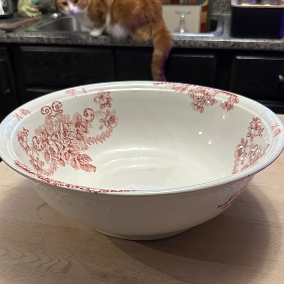 VINTAGE | Victorian-era Louis J.H.W. & Sons Hanley England Semi-Porcelain Basin - Picture 2 of 16